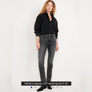 Old Navy Size 0 High-Waisted Vintage Slim Jeans
A high-waisted skinny-straight